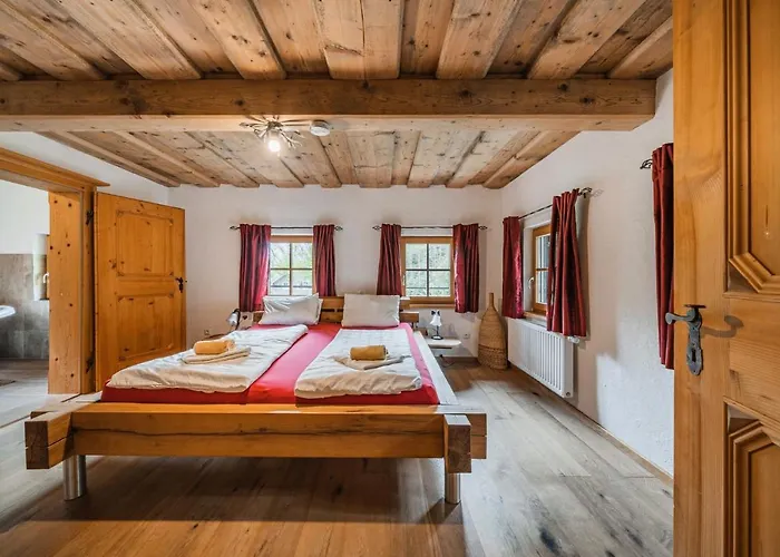 Ferienhaus Gut - Eisenlehen * باد غويسرن