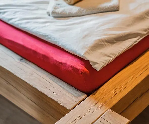 Ferienhaus Gut - Eisenlehen بيت للعطل *